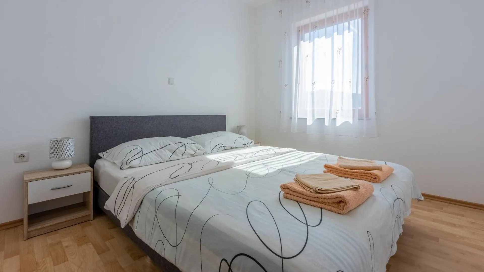 Family House With Swimming Pool Apartamento Novi Vinodolski 0*,  Croácia